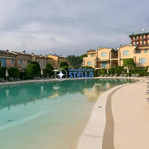 residence-borgo-dei-fiori.hotelslidodijesolo.com/