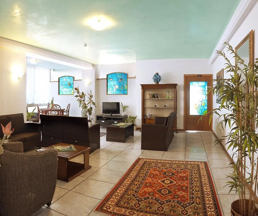 Hotel La Brezza Frontemare Lido di Jesolo Italy