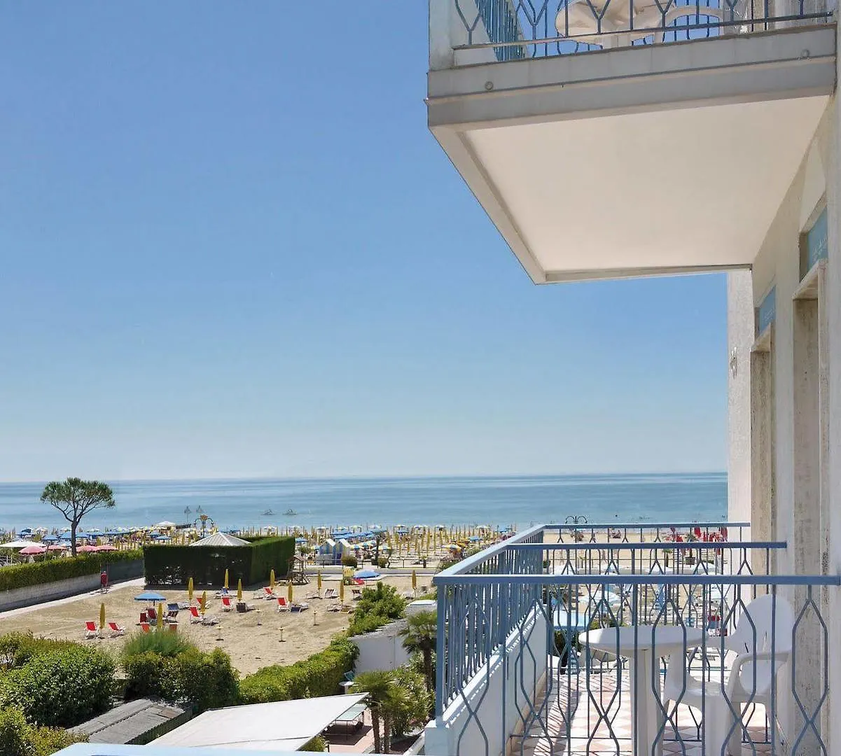 Hotel La Brezza Frontemare Lido di Jesolo